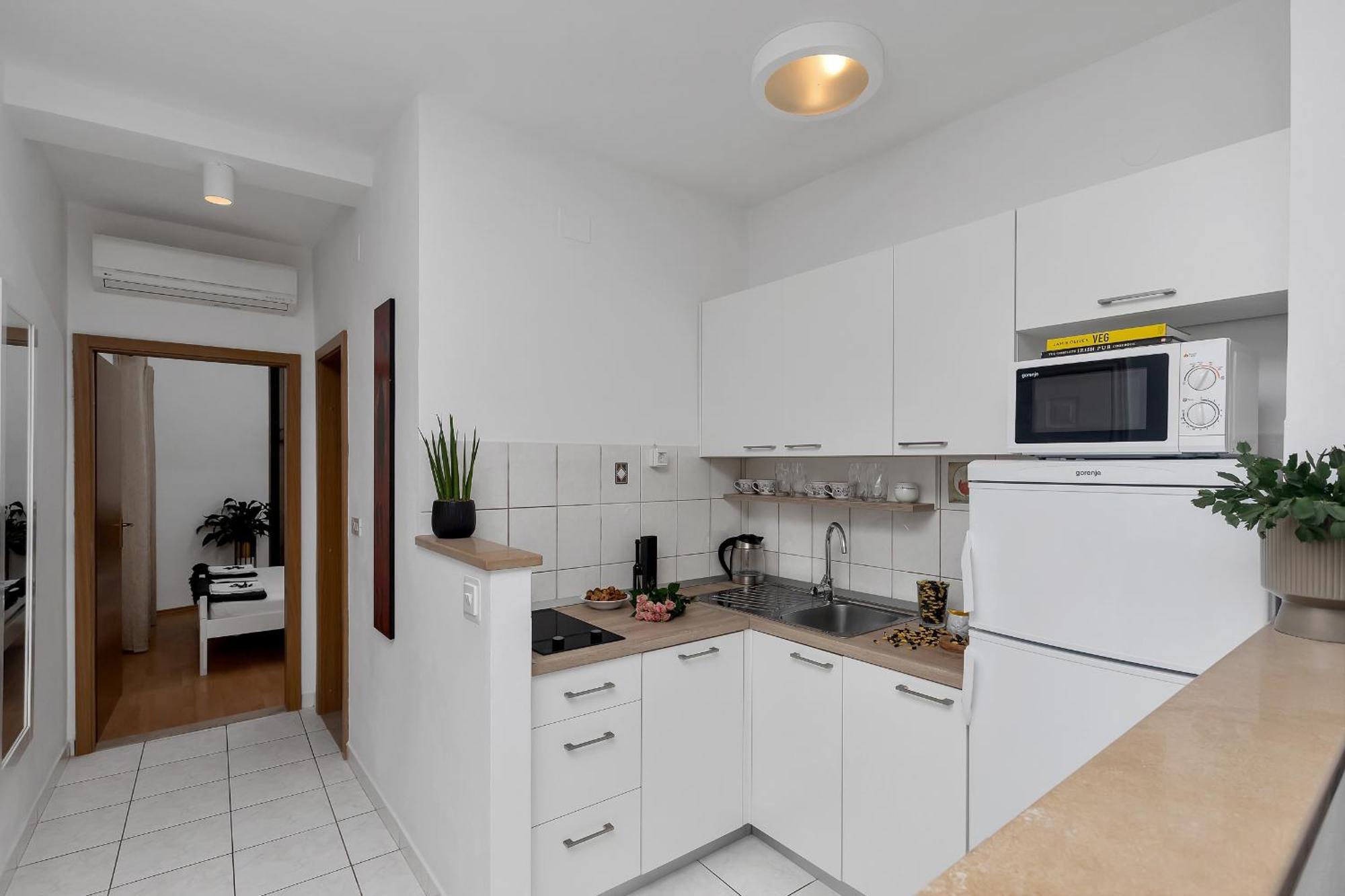 Apartments Strada Tučepi Kamer foto